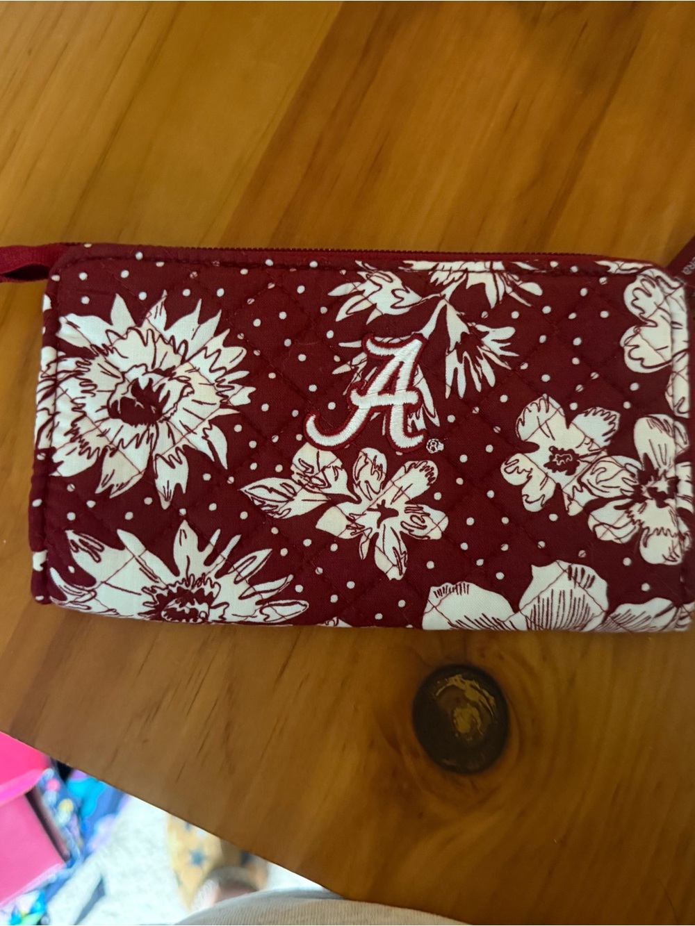 Vera Bradley Alabama Crimson Floral Quilted Wristlet - Garnet & White